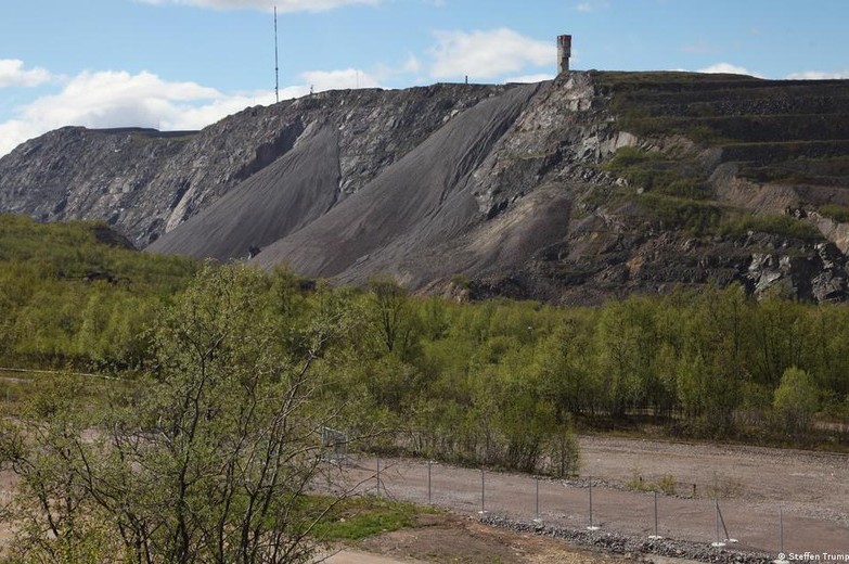 yacimiento de tierras raras