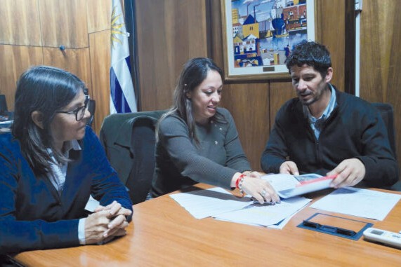 ministra Cardona
