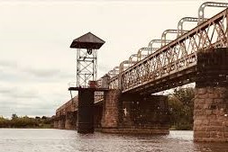 La industria maderera y el Ferrocarril Central