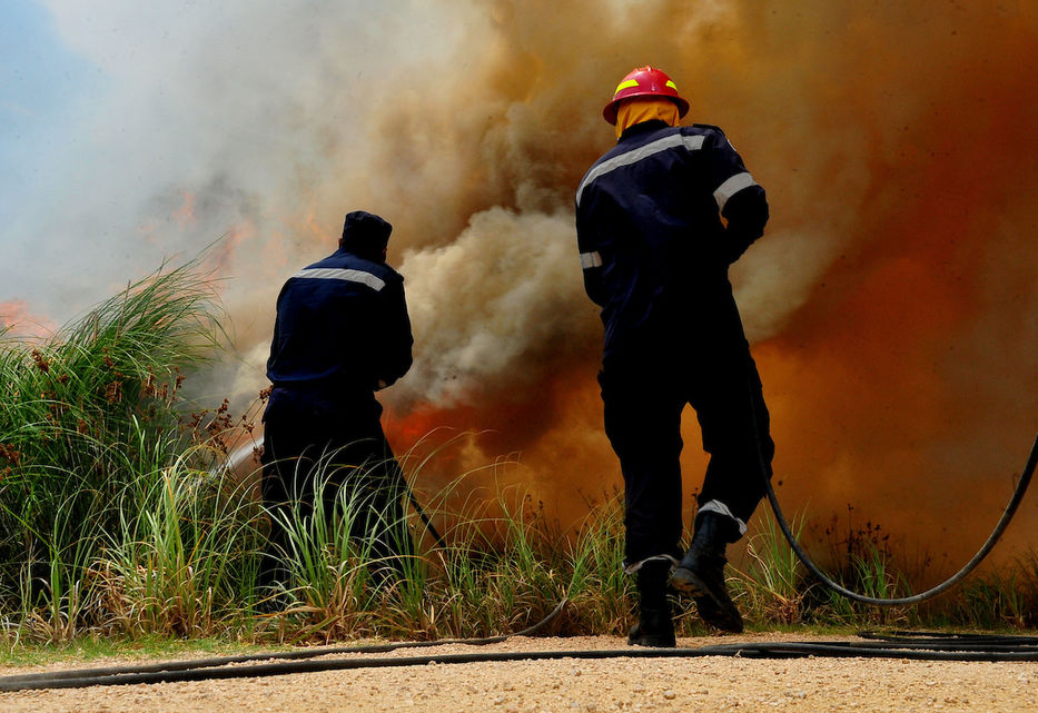 bomberos e