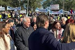 Salle con una manifestación