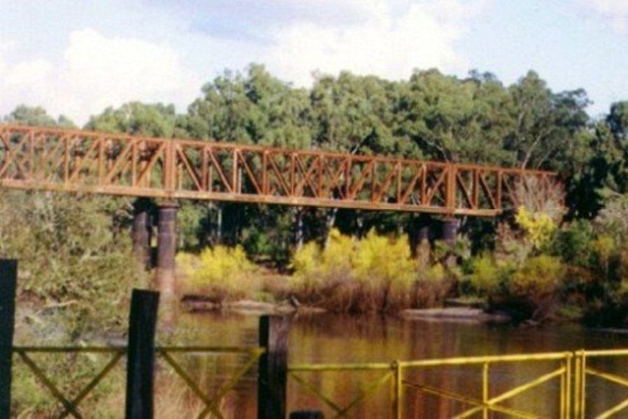 PUENTE PASO DEL REY EN SARANDÍ DEL YÍ